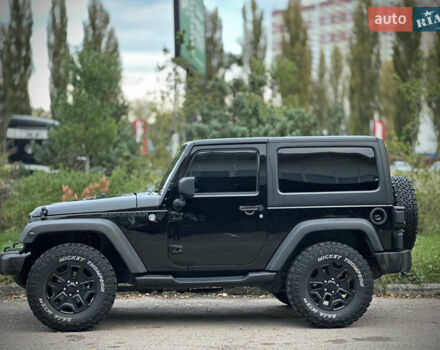 Джип Вранглер 2015 в Киеве на Automoto.ua Черный Джип Вранглер, объемом двигателя 3.6 л и пробегом 46 тыс. км за 21900 $, фото 20 на Automoto.ua