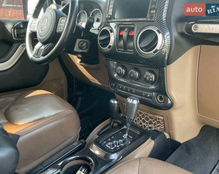 Черный Джип Вранглер, объемом двигателя 3.6 л и пробегом 168 тыс. км за 18900 $, фото 25 на Automoto.ua