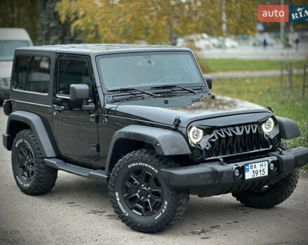Джип Вранглер 2015 в Киеве на Automoto.ua Черный Джип Вранглер, объемом двигателя 3.6 л и пробегом 46 тыс. км за 21900 $, фото 7 на Automoto.ua