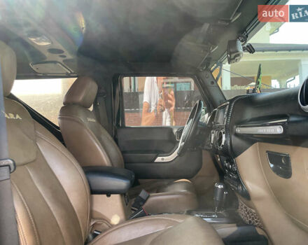 Черный Джип Вранглер, объемом двигателя 3.6 л и пробегом 168 тыс. км за 18900 $, фото 19 на Automoto.ua