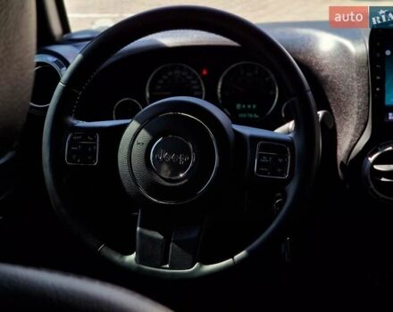 Чорний Джип Wrangler, об'ємом двигуна 2.78 л та пробігом 100 тис. км за 30990 $, фото 68 на Automoto.ua