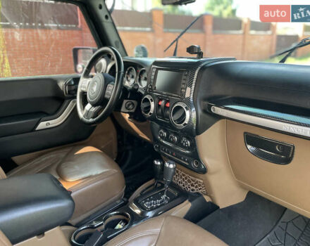 Черный Джип Вранглер, объемом двигателя 3.6 л и пробегом 168 тыс. км за 18900 $, фото 24 на Automoto.ua