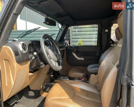 Черный Джип Вранглер, объемом двигателя 3.6 л и пробегом 168 тыс. км за 18900 $, фото 14 на Automoto.ua