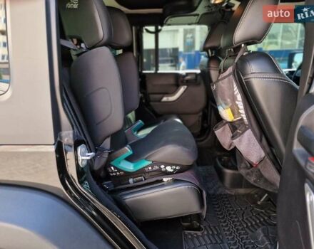 Чорний Джип Wrangler, об'ємом двигуна 2.78 л та пробігом 100 тис. км за 30990 $, фото 65 на Automoto.ua