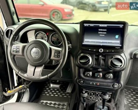 Черный Джип Вранглер, объемом двигателя 3.6 л и пробегом 152 тыс. км за 21900 $, фото 40 на Automoto.ua