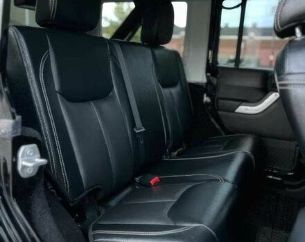 Чорний Джип Wrangler, об'ємом двигуна 3.6 л та пробігом 76 тис. км за 14500 $, фото 10 на Automoto.ua