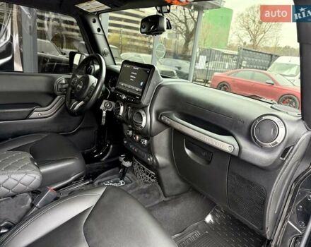 Черный Джип Вранглер, объемом двигателя 3.6 л и пробегом 152 тыс. км за 21900 $, фото 46 на Automoto.ua