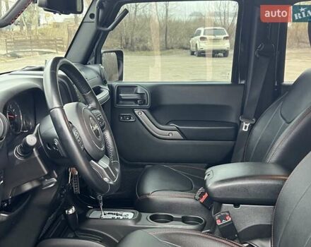Джип Вранглер 2017 в Черкассах на Automoto.ua Черный Джип Вранглер, объемом двигателя 3.6 л и пробегом 65 тыс. км за 42000 $, фото 7 на Automoto.ua