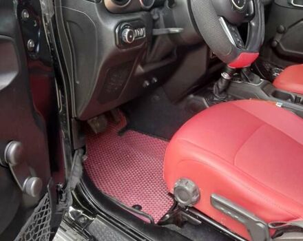 Чорний Джип Wrangler, об'ємом двигуна 3.6 л та пробігом 130 тис. км за 26600 $, фото 11 на Automoto.ua