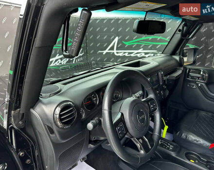 Черный Джип Вранглер, объемом двигателя 3.6 л и пробегом 54 тыс. км за 35500 $, фото 14 на Automoto.ua