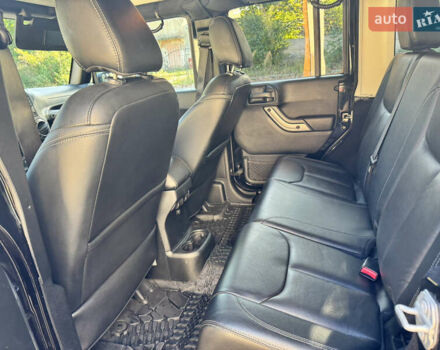 Черный Джип Вранглер, объемом двигателя 3.6 л и пробегом 120 тыс. км за 33900 $, фото 20 на Automoto.ua