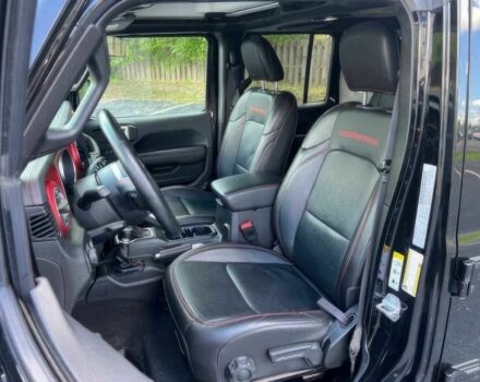 Чорний Джип Wrangler, об'ємом двигуна 3.6 л та пробігом 40 тис. км за 18400 $, фото 7 на Automoto.ua