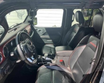 Чорний Джип Wrangler, об'ємом двигуна 3.6 л та пробігом 40 тис. км за 18400 $, фото 4 на Automoto.ua