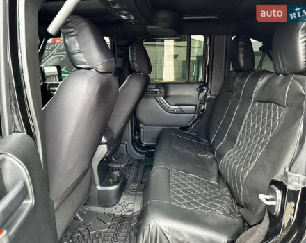 Черный Джип Вранглер, объемом двигателя 3.6 л и пробегом 54 тыс. км за 35500 $, фото 17 на Automoto.ua