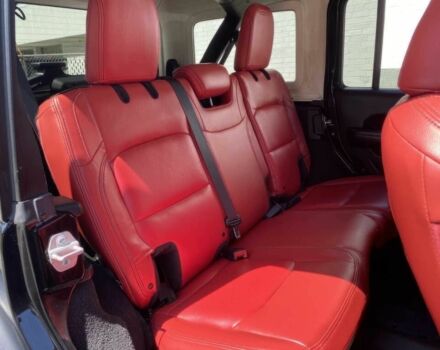 Чорний Джип Wrangler, об'ємом двигуна 3.6 л та пробігом 44 тис. км за 15600 $, фото 11 на Automoto.ua