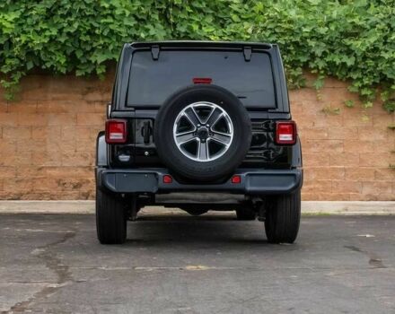 Черный Джип Вранглер, объемом двигателя 2 л и пробегом 48 тыс. км за 15000 $, фото 4 на Automoto.ua