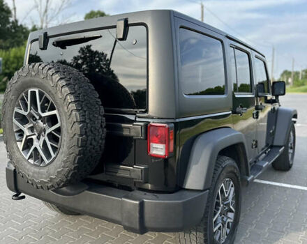 Черный Джип Вранглер, объемом двигателя 3.6 л и пробегом 72 тыс. км за 27000 $, фото 5 на Automoto.ua