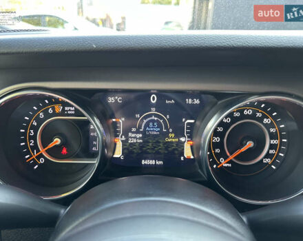 Джип Вранглер 2019 в Одессе на Automoto.ua Черный Джип Вранглер, объемом двигателя 3.6 л и пробегом 84 тыс. км за 29000 $, фото 12 на Automoto.ua