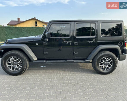 Черный Джип Вранглер, объемом двигателя 3.6 л и пробегом 72 тыс. км за 27000 $, фото 1 на Automoto.ua