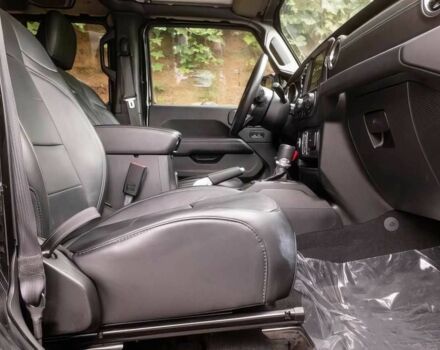 Черный Джип Вранглер, объемом двигателя 2 л и пробегом 48 тыс. км за 15000 $, фото 8 на Automoto.ua