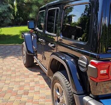 Черный Джип Вранглер, объемом двигателя 2 л и пробегом 38 тыс. км за 55000 $, фото 3 на Automoto.ua