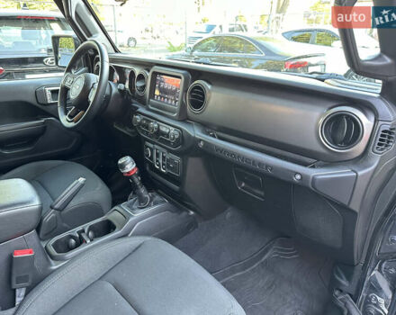 Джип Вранглер 2019 в Одессе на Automoto.ua Черный Джип Вранглер, объемом двигателя 3.6 л и пробегом 84 тыс. км за 29000 $, фото 21 на Automoto.ua