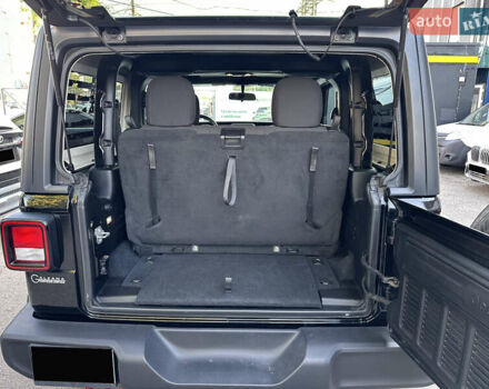 Джип Вранглер 2019 в Одессе на Automoto.ua Черный Джип Вранглер, объемом двигателя 3.6 л и пробегом 84 тыс. км за 29000 $, фото 17 на Automoto.ua