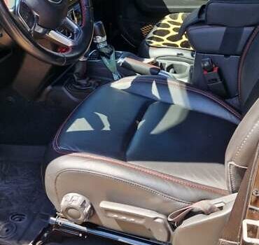 Черный Джип Вранглер, объемом двигателя 2 л и пробегом 38 тыс. км за 55000 $, фото 6 на Automoto.ua