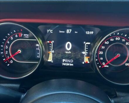 Черный Джип Вранглер, объемом двигателя 3.6 л и пробегом 74 тыс. км за 39900 $, фото 8 на Automoto.ua