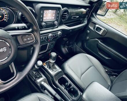 Джип Вранглер 2021 в Киеве на Automoto.ua Черный Джип Вранглер, объемом двигателя 3.6 л и пробегом 142 тыс. км за 31000 $, фото 16 на Automoto.ua