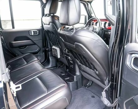 Джип Wrangler 2021 у Львові на Automoto.ua Чорний Джип Wrangler, об'ємом двигуна 2 л та пробігом 12 тис. км за 35000 $, фото 12 на Automoto.ua