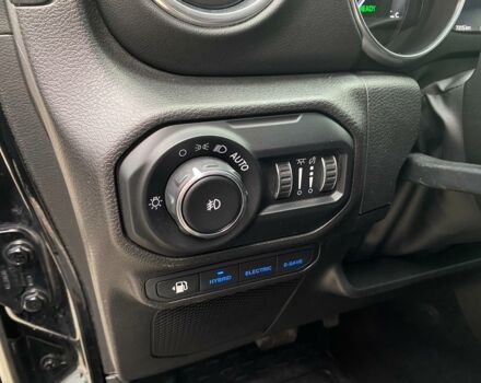Чорний Джип Wrangler, об'ємом двигуна 2 л та пробігом 7 тис. км за 45000 $, фото 14 на Automoto.ua
