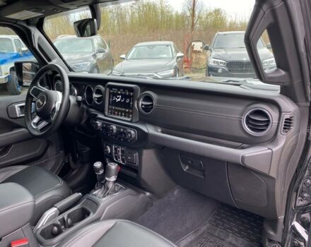 Чорний Джип Wrangler, об'ємом двигуна 2 л та пробігом 7 тис. км за 45000 $, фото 10 на Automoto.ua