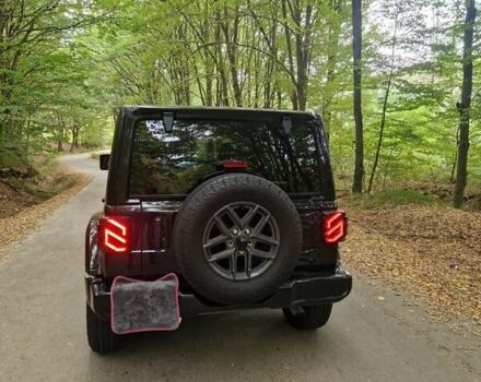 Джип Wrangler 2024 у Ужгороді на Automoto.ua Чорний Джип Wrangler, об'ємом двигуна 2 л та пробігом 17 тис. км за 51000 $, фото 1 на Automoto.ua