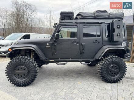 Черный Джип Вранглер, объемом двигателя 3.8 л и пробегом 11 тыс. км за 75000 $, фото 1 на Automoto.ua