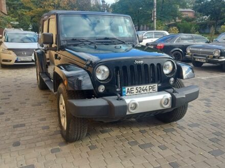 Джип Wrangler 2013 у Дніпро (Дніпропетровську) на Automoto.ua Чорний Джип Wrangler, об'ємом двигуна 0.36 л та пробігом 117 тис. км за 24000 $, фото 1 на Automoto.ua