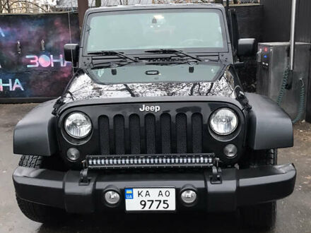 Джип Wrangler 2014 у Києві на Automoto.ua Чорний Джип Wrangler, об'ємом двигуна 3.6 л та пробігом 132 тис. км за 30000 $, фото 1 на Automoto.ua