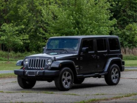 Джип Wrangler 2016 у Одесі на Automoto.ua Чорний Джип Wrangler, об'ємом двигуна 3.6 л та пробігом 111 тис. км за 17900 $, фото 1 на Automoto.ua