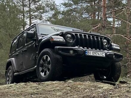 Джип Wrangler 2022 у Шишаках на Automoto.ua Чорний Джип Wrangler, об'ємом двигуна 3 л та пробігом 12 тис. км за 52000 $, фото 1 на Automoto.ua