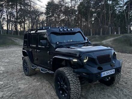 Черный Джип Вранглер, объемом двигателя 2 л и пробегом 67 тыс. км за 48900 $, фото 1 на Automoto.ua