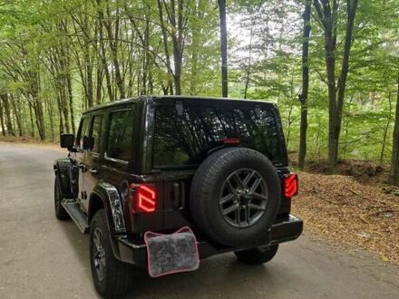 Джип Wrangler 2024 у Ужгороді на Automoto.ua Чорний Джип Wrangler, об'ємом двигуна 2 л та пробігом 17 тис. км за 51000 $, фото 1 на Automoto.ua