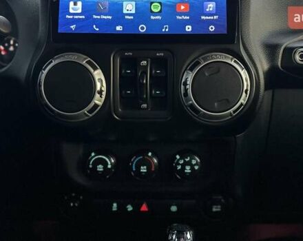 Фиолетовый Джип Вранглер, объемом двигателя 3.6 л и пробегом 70 тыс. км за 39500 $, фото 30 на Automoto.ua