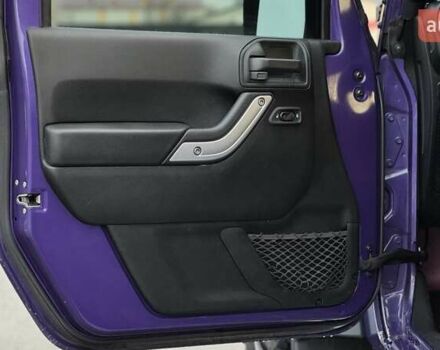 Фиолетовый Джип Вранглер, объемом двигателя 3.6 л и пробегом 70 тыс. км за 39500 $, фото 15 на Automoto.ua