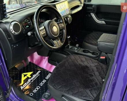 Фиолетовый Джип Вранглер, объемом двигателя 3.6 л и пробегом 70 тыс. км за 39500 $, фото 18 на Automoto.ua