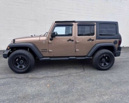 Коричневый Джип Вранглер, объемом двигателя 3.6 л и пробегом 72 тыс. км за 8900 $, фото 2 на Automoto.ua