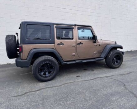 Коричневый Джип Вранглер, объемом двигателя 3.6 л и пробегом 72 тыс. км за 8900 $, фото 5 на Automoto.ua