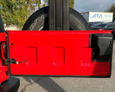 Красный Джип Вранглер, объемом двигателя 2.5 л и пробегом 177 тыс. км за 14999 $, фото 9 на Automoto.ua