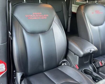 Красный Джип Вранглер, объемом двигателя 2.78 л и пробегом 100 тыс. км за 32999 $, фото 25 на Automoto.ua