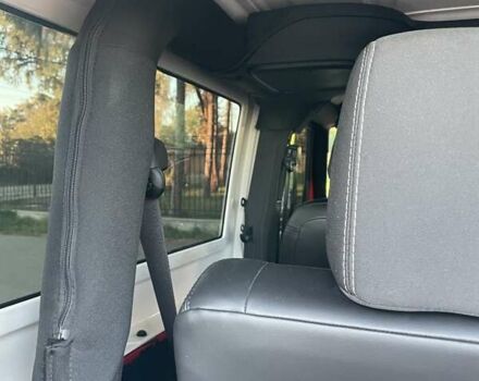 Красный Джип Вранглер, объемом двигателя 2.78 л и пробегом 100 тыс. км за 32999 $, фото 30 на Automoto.ua