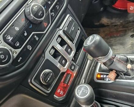 Джип Вранглер 2018 в Запорожье на Automoto.ua Красный Джип Вранглер, объемом двигателя 3.6 л и пробегом 43 тыс. км за 38500 $, фото 7 на Automoto.ua